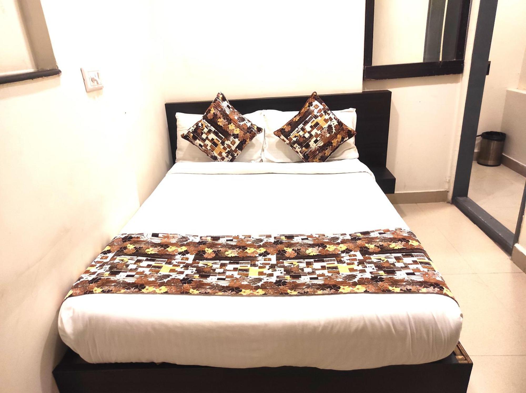 Athasri Hotel Hsr Layout Bangalore Exteriör bild