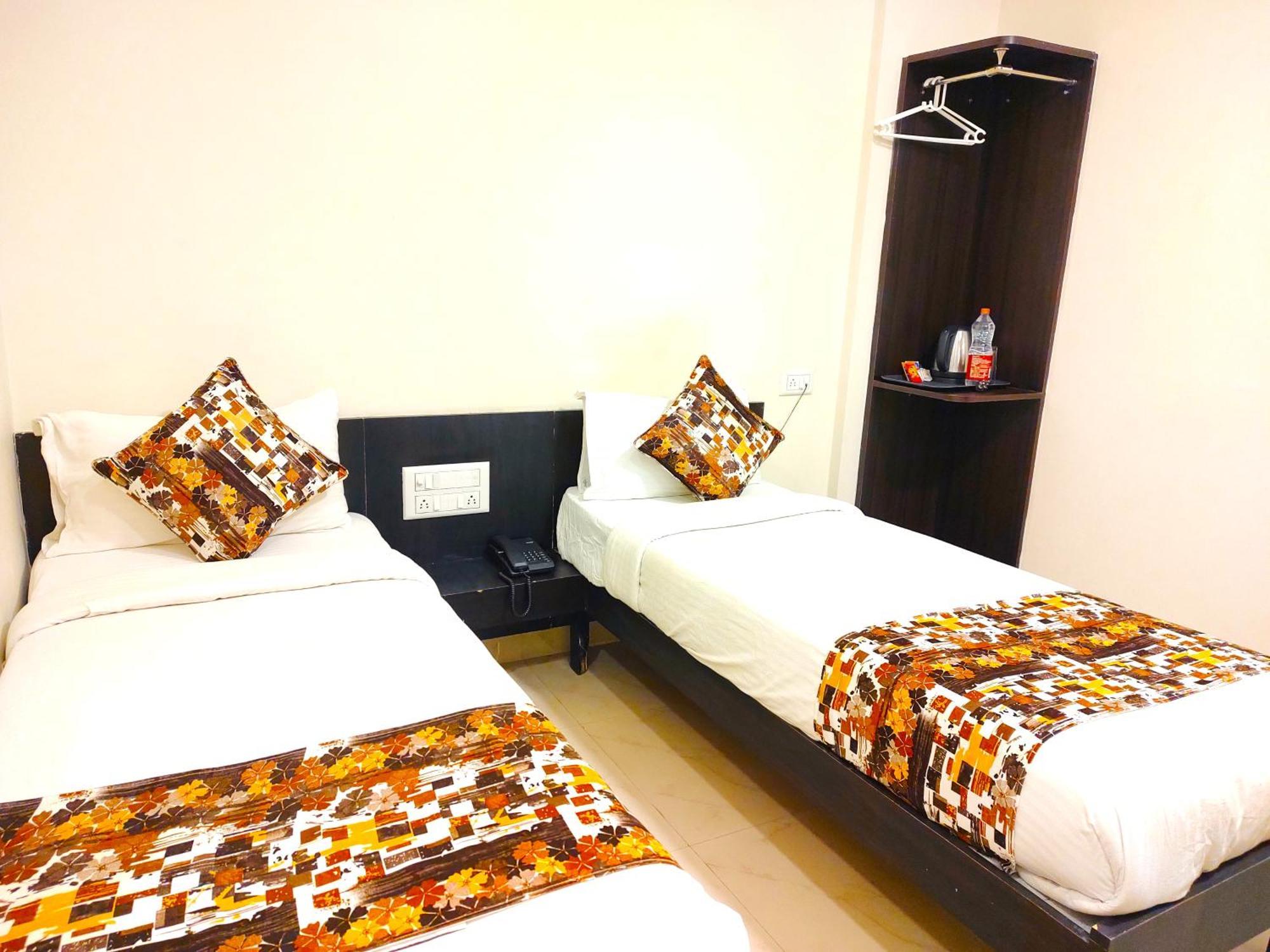 Athasri Hotel Hsr Layout Bangalore Exteriör bild