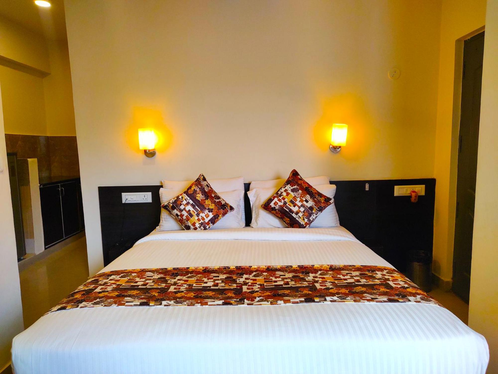 Athasri Hotel Hsr Layout Bangalore Exteriör bild