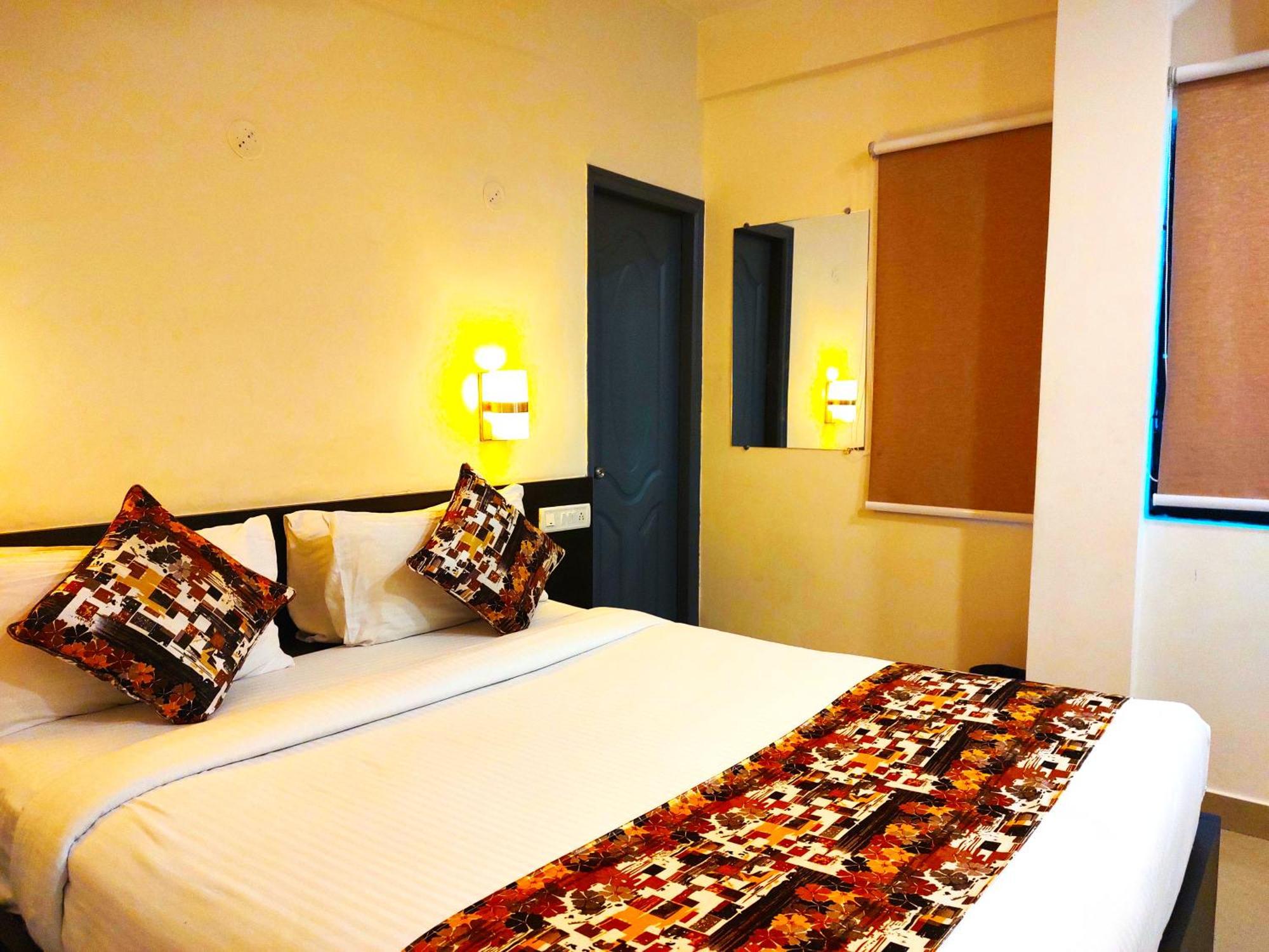 Athasri Hotel Hsr Layout Bangalore Exteriör bild