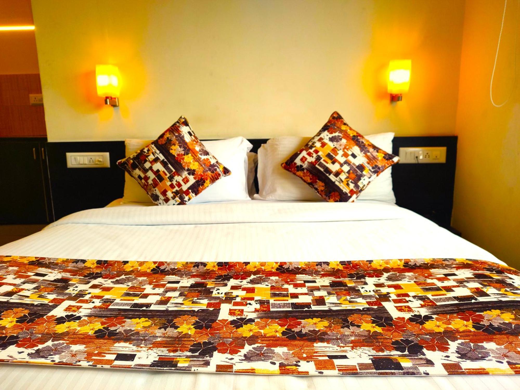 Athasri Hotel Hsr Layout Bangalore Exteriör bild