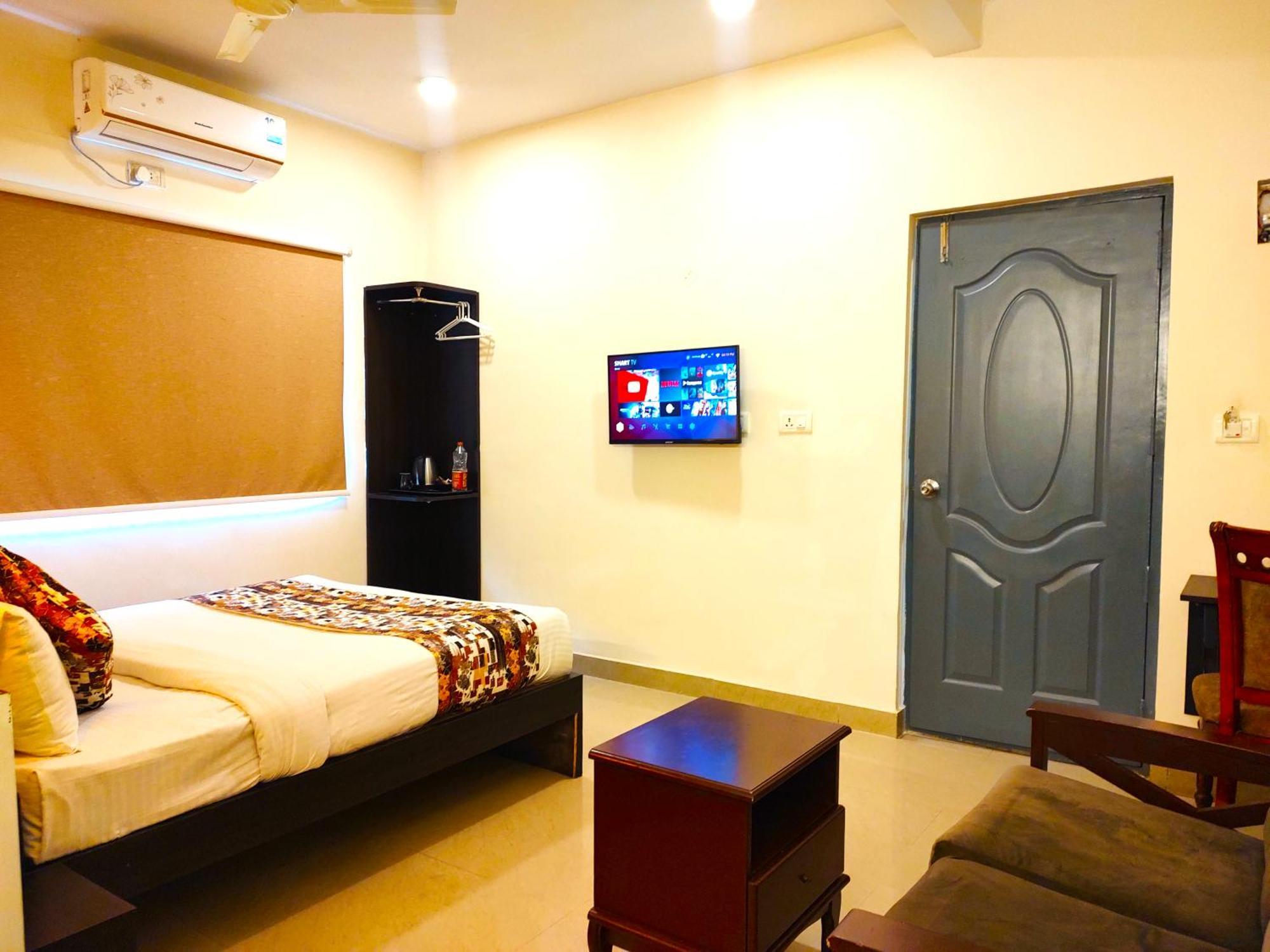 Athasri Hotel Hsr Layout Bangalore Exteriör bild