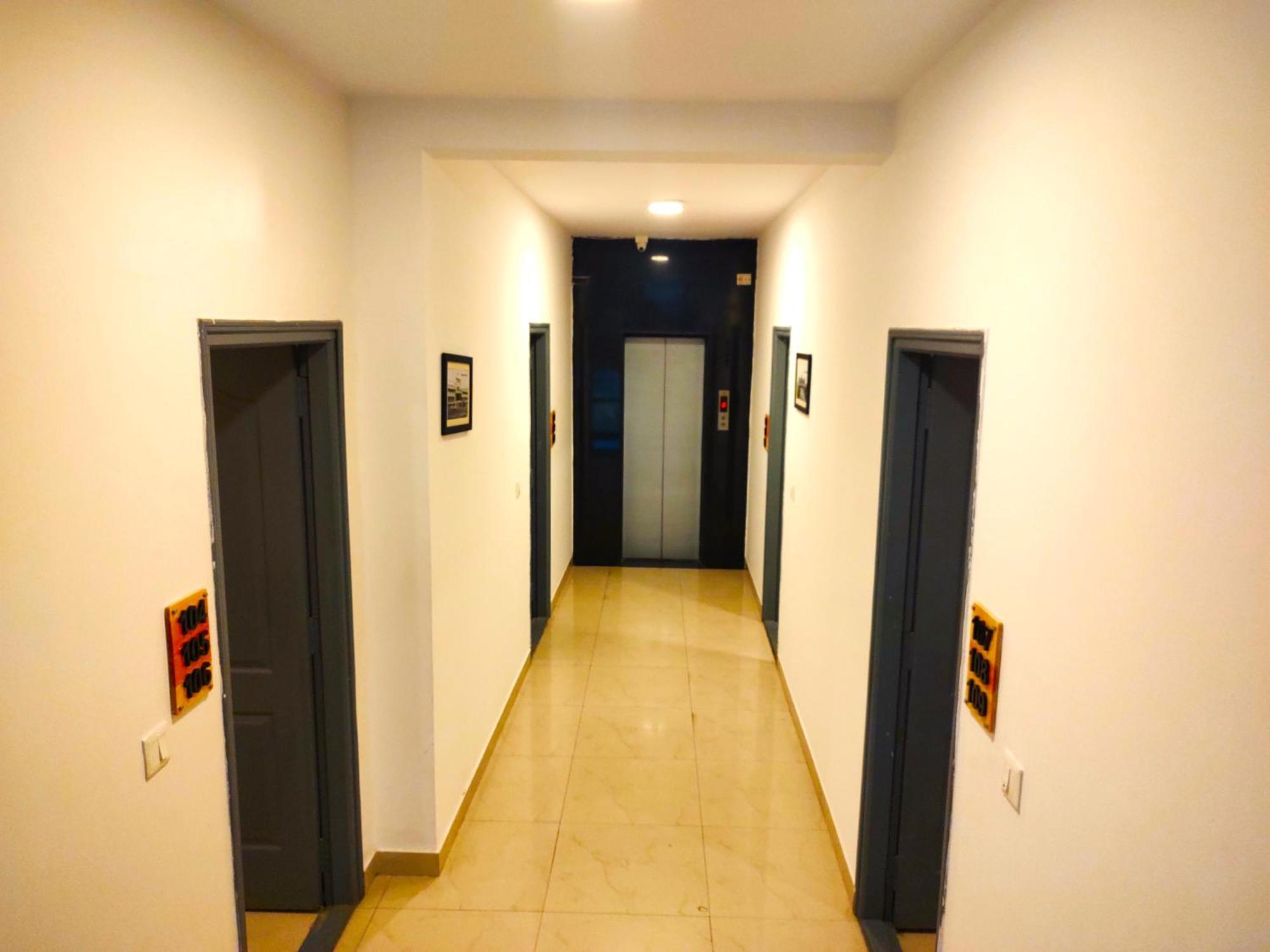 Athasri Hotel Hsr Layout Bangalore Exteriör bild